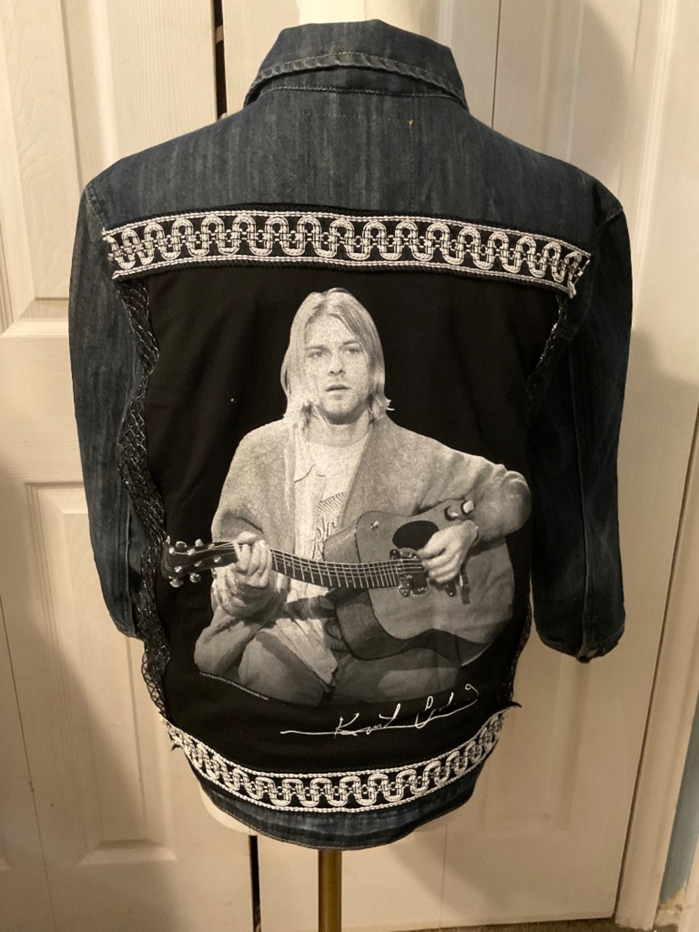 Kurt Cobain Back Upcycled Graphic and Denim Jacket - Size Women's 1X